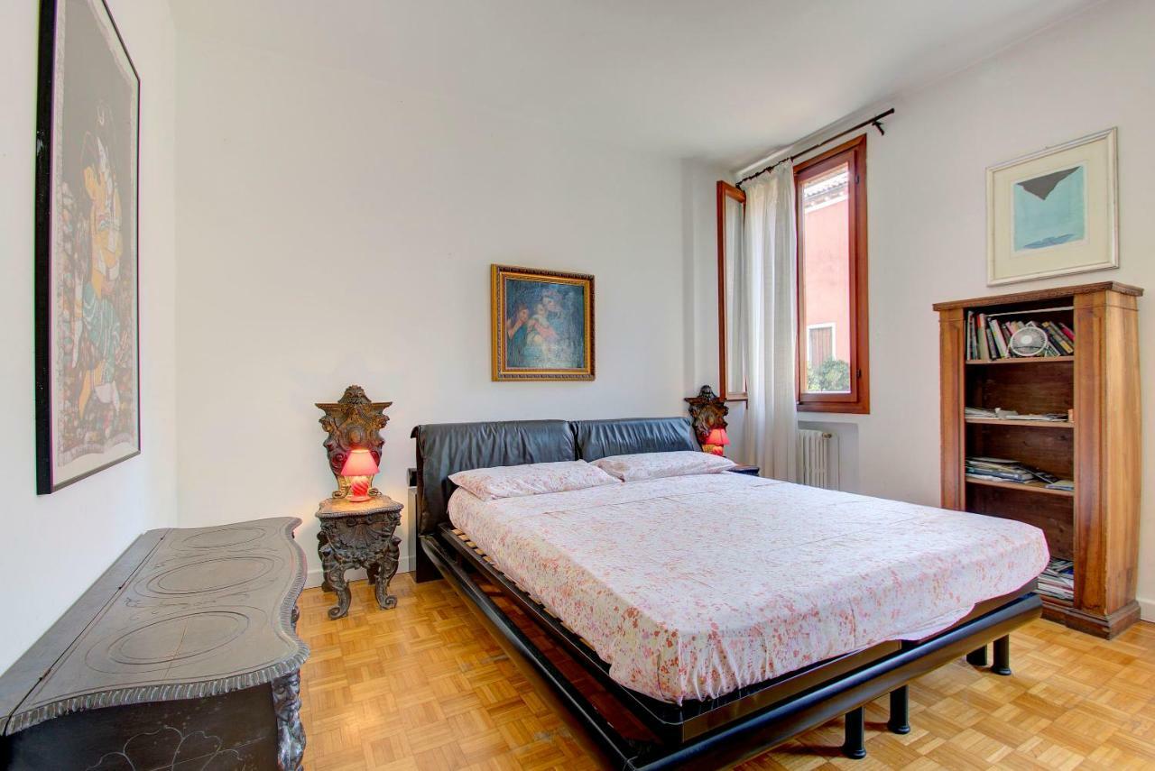 Peggy-Guggenheim Apartment Venesia Bagian luar foto